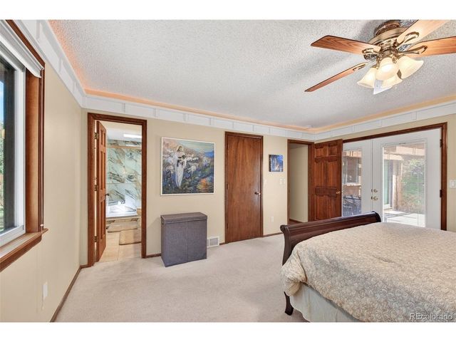 43 S Eagle Cir, Aurora, CO 80012