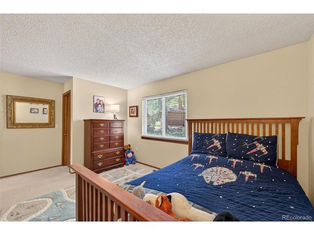 43 S Eagle Cir, Aurora, CO 80012