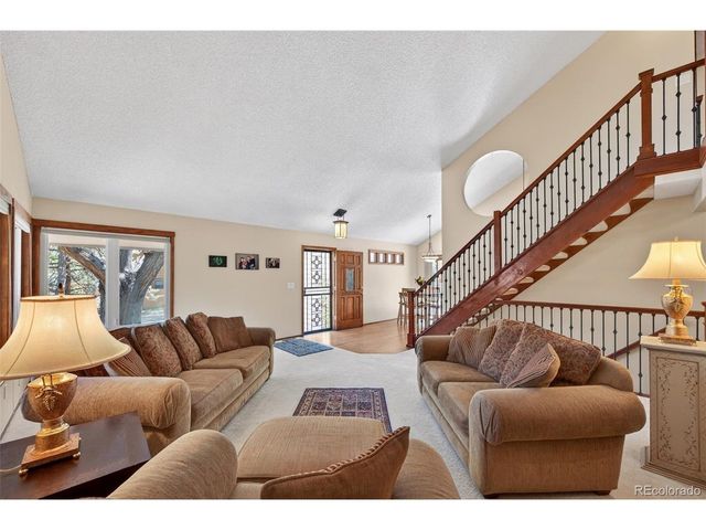 43 S Eagle Cir, Aurora, CO 80012