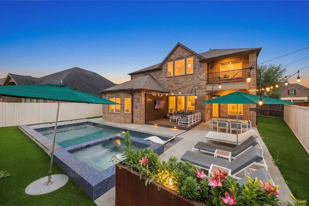 843 Butterfly Garden Trail, Richmond, TX 77406