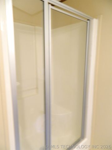 9507 N Osage Drive, Sperry, OK 74073