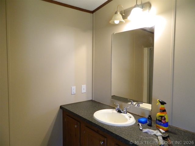 9507 N Osage Drive, Sperry, OK 74073