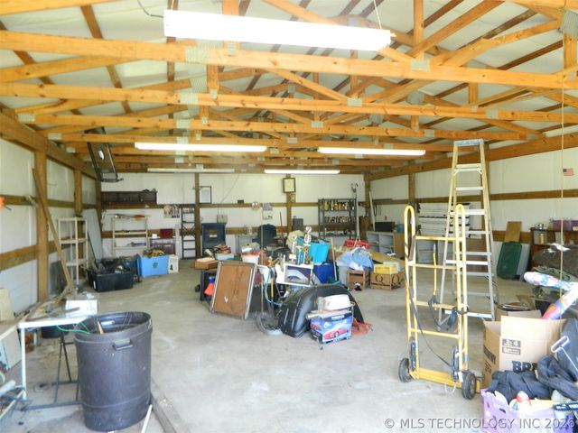 9507 N Osage Drive, Sperry, OK 74073