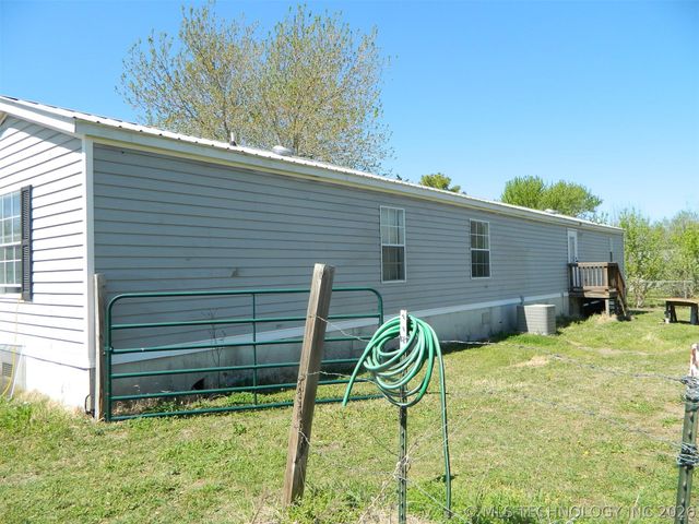 9507 N Osage Drive, Sperry, OK 74073