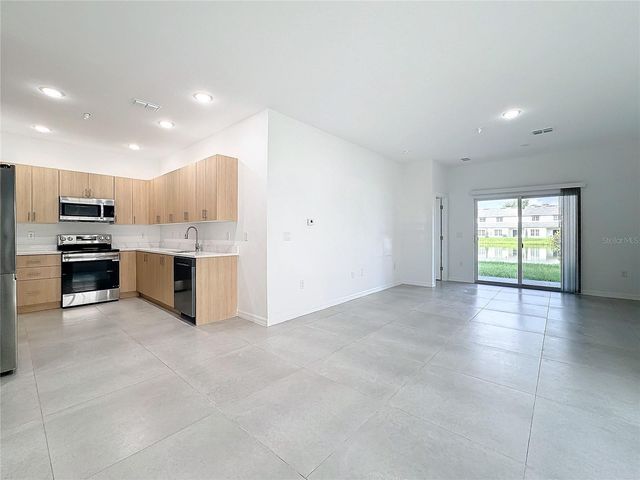 1748 BARTON TOWNE CIRCLE, St Cloud, FL 34769