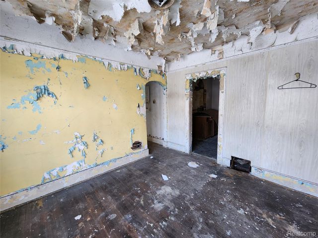 4021 Elmhurst Street, Detroit, MI 48204