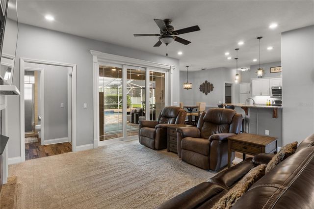 651 HART LAKE DRIVE, Winter Haven, FL 33884