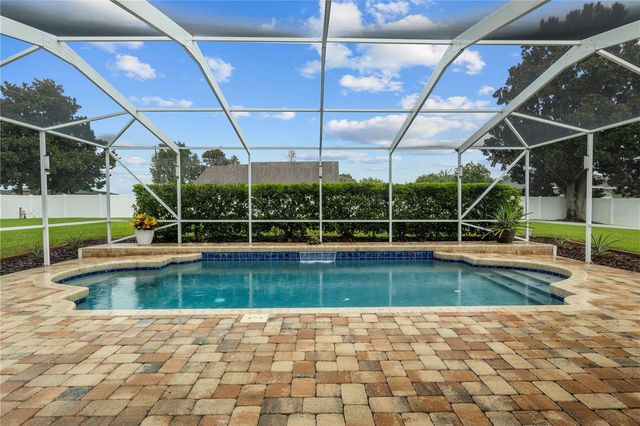 651 HART LAKE DRIVE, Winter Haven, FL 33884