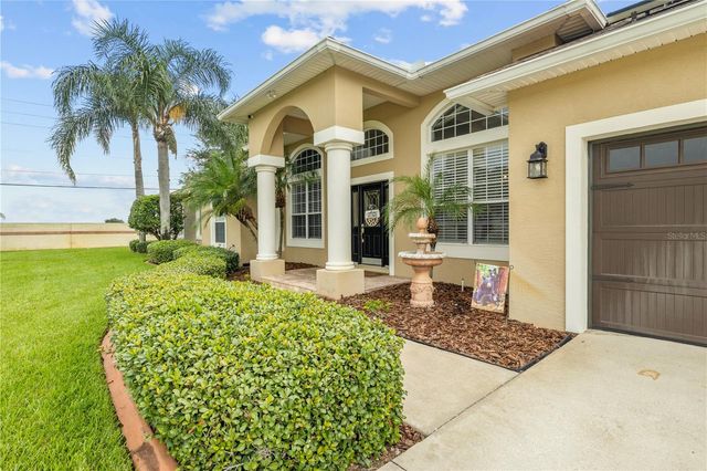 651 HART LAKE DRIVE, Winter Haven, FL 33884