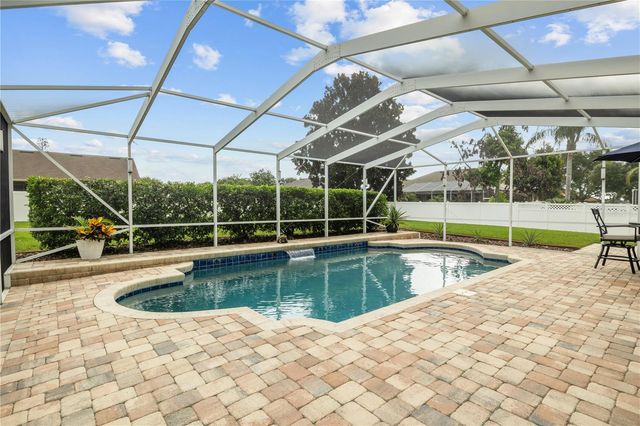 651 HART LAKE DRIVE, Winter Haven, FL 33884