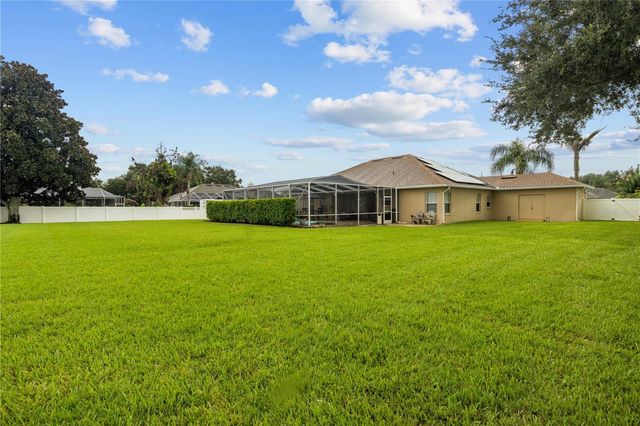 651 HART LAKE DRIVE, Winter Haven, FL 33884