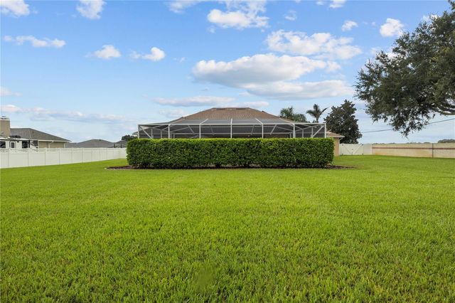 651 HART LAKE DRIVE, Winter Haven, FL 33884