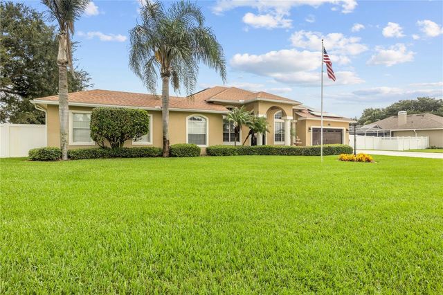 651 HART LAKE DRIVE, Winter Haven, FL 33884