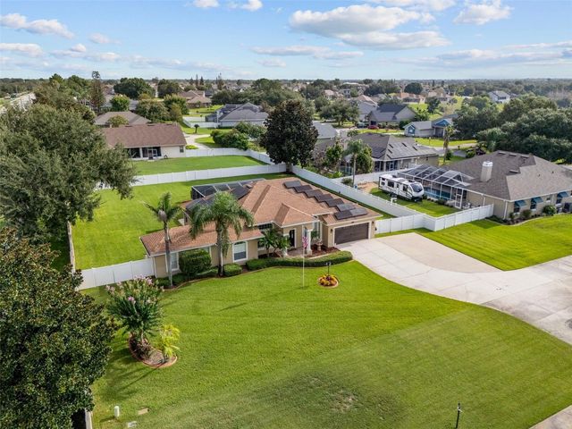 651 HART LAKE DRIVE, Winter Haven, FL 33884