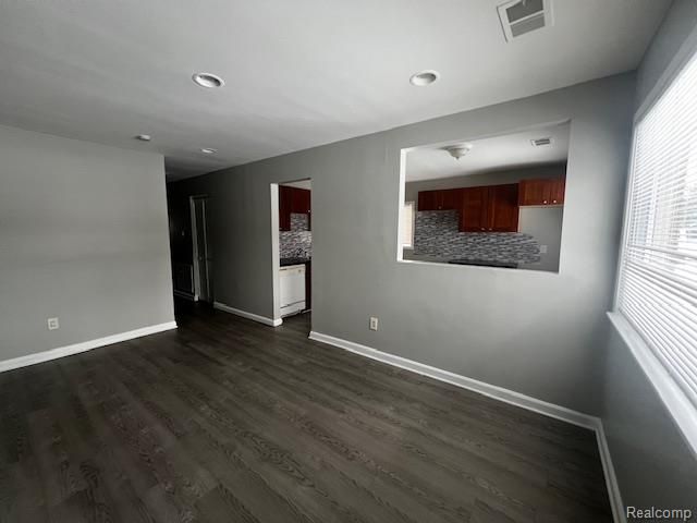 5626 Merrick Street, Dearborn Heights, MI 48125