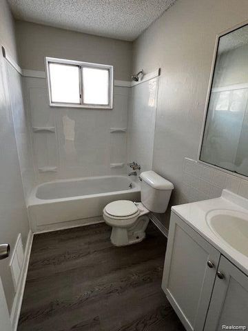 5626 Merrick Street, Dearborn Heights, MI 48125