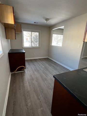 5626 Merrick Street, Dearborn Heights, MI 48125