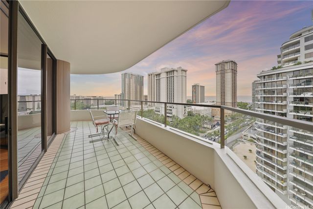 1910 Ala Moana Boulevard 18A, Honolulu, HI 96815