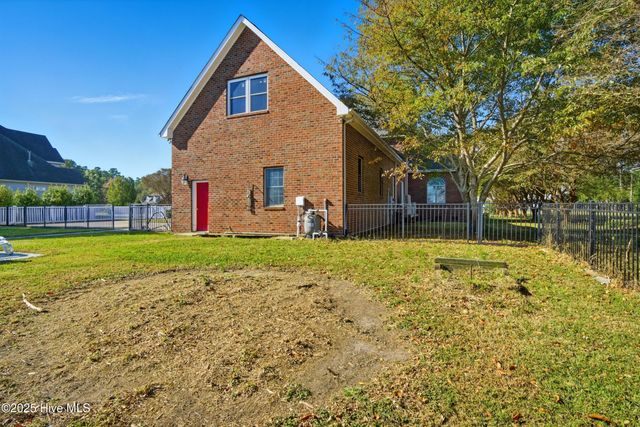 610 Small Drive, Elizabeth City, NC 27909