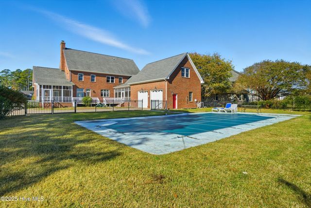 610 Small Drive, Elizabeth City, NC 27909