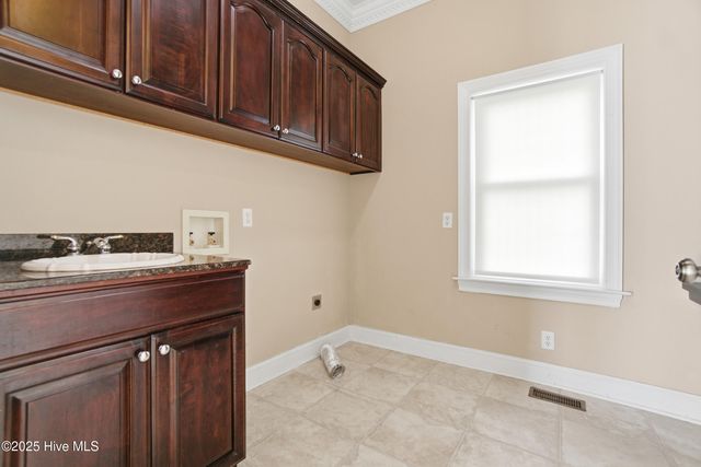 610 Small Drive, Elizabeth City, NC 27909