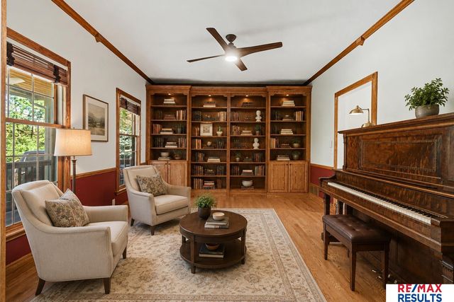 6777 Platteview Road, Papillion, NE 68133