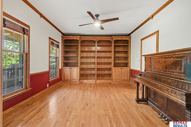 6777 Platteview Road, Papillion, NE 68133
