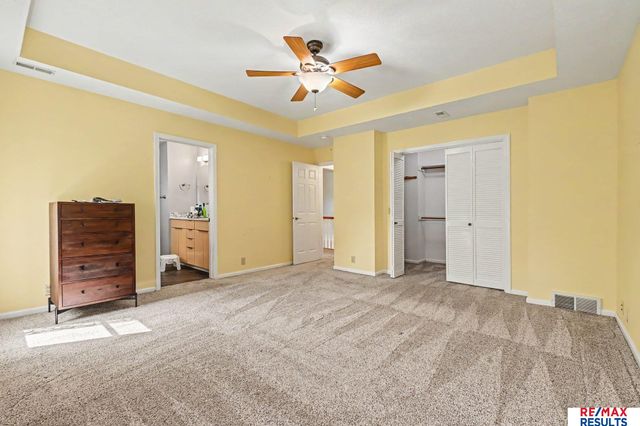 6777 Platteview Road, Papillion, NE 68133
