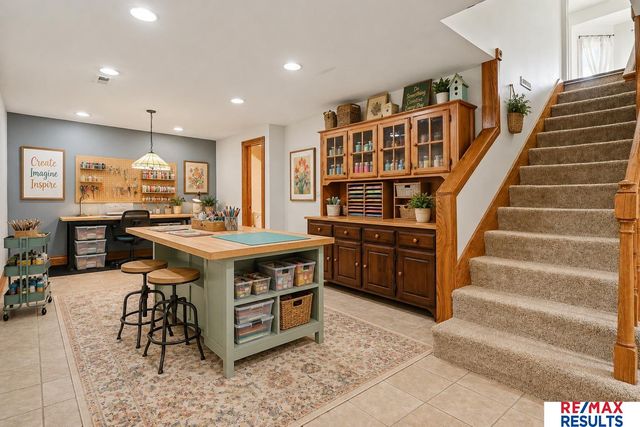 6777 Platteview Road, Papillion, NE 68133