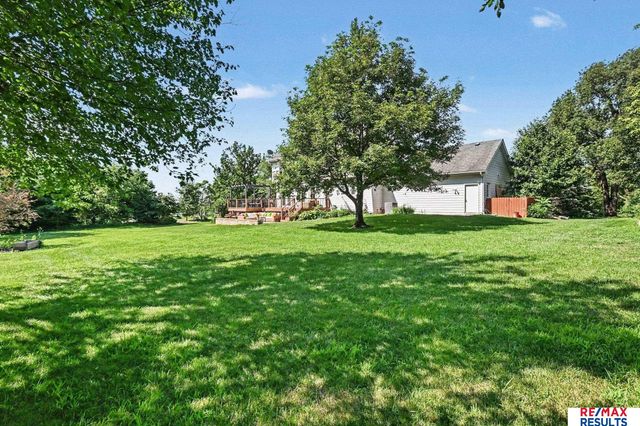 6777 Platteview Road, Papillion, NE 68133