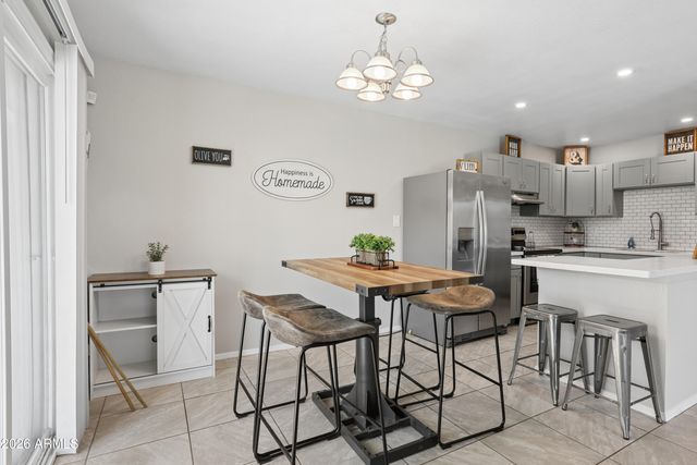 4848 W ROSE Lane, Glendale, AZ 85301