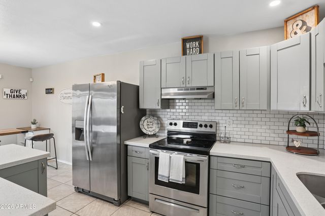 4848 W ROSE Lane, Glendale, AZ 85301