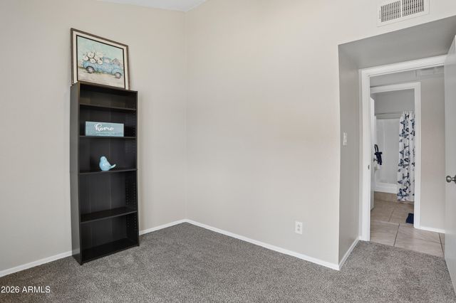 4848 W ROSE Lane, Glendale, AZ 85301