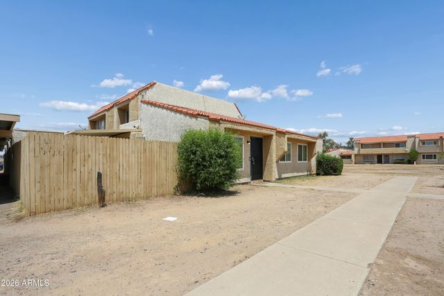 4848 W ROSE Lane, Glendale, AZ 85301