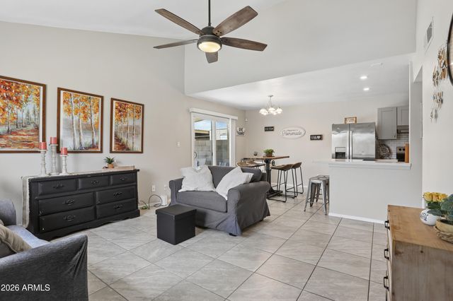 4848 W ROSE Lane, Glendale, AZ 85301