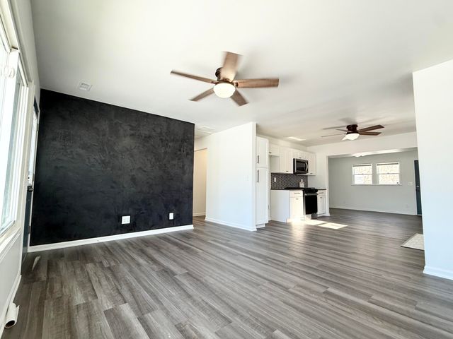 6639 New Hampshire Avenue, Hammond, IN 46323