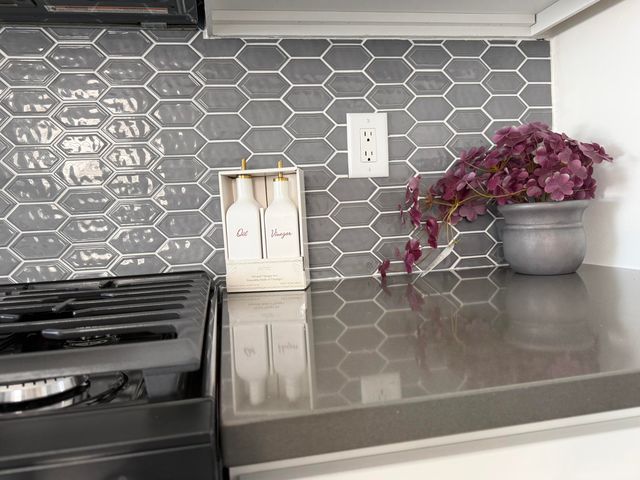 6639 New Hampshire Avenue, Hammond, IN 46323