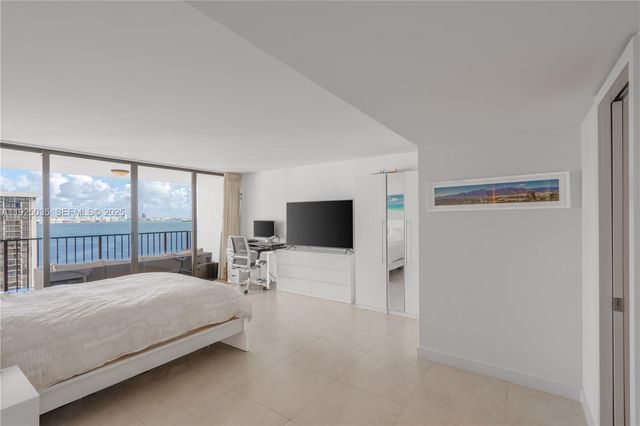 1925 Brickell Ave D2006, Miami, FL 33129