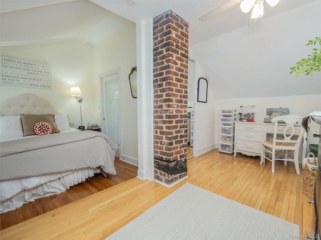 24 Maple Avenue, Sea Cliff, NY 11579