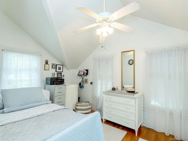 24 Maple Avenue, Sea Cliff, NY 11579