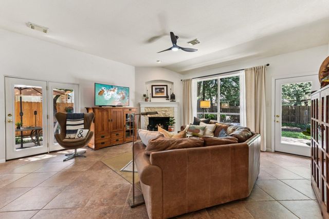 1224 Fall Creek LOOP, Cedar Park, TX 78613
