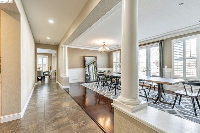 43 Sorrel Ct, Oakley, CA 94561