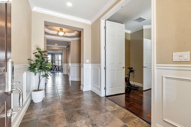 43 Sorrel Ct, Oakley, CA 94561