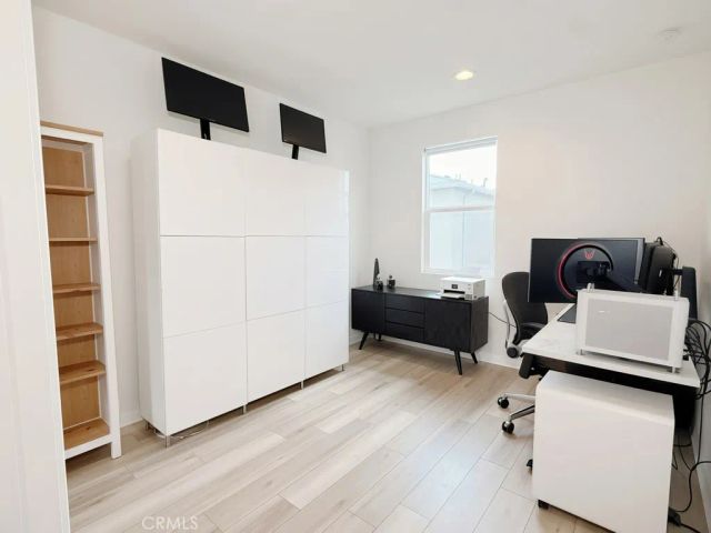 254 N Standard Avenue, Santa Ana, CA 92701