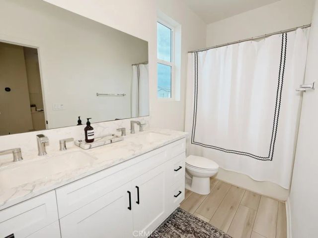254 N Standard Avenue, Santa Ana, CA 92701