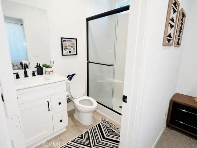 254 N Standard Avenue, Santa Ana, CA 92701