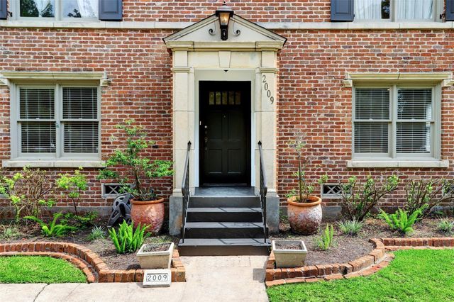2009 South Boulevard, Houston, TX 77098