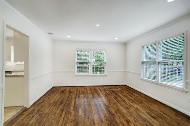 2009 South Boulevard, Houston, TX 77098