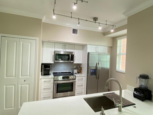 225 NE 1st Street 202, Delray Beach, FL 33444