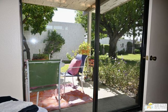 2117 Sunshine Way, Palm Springs, CA 92264